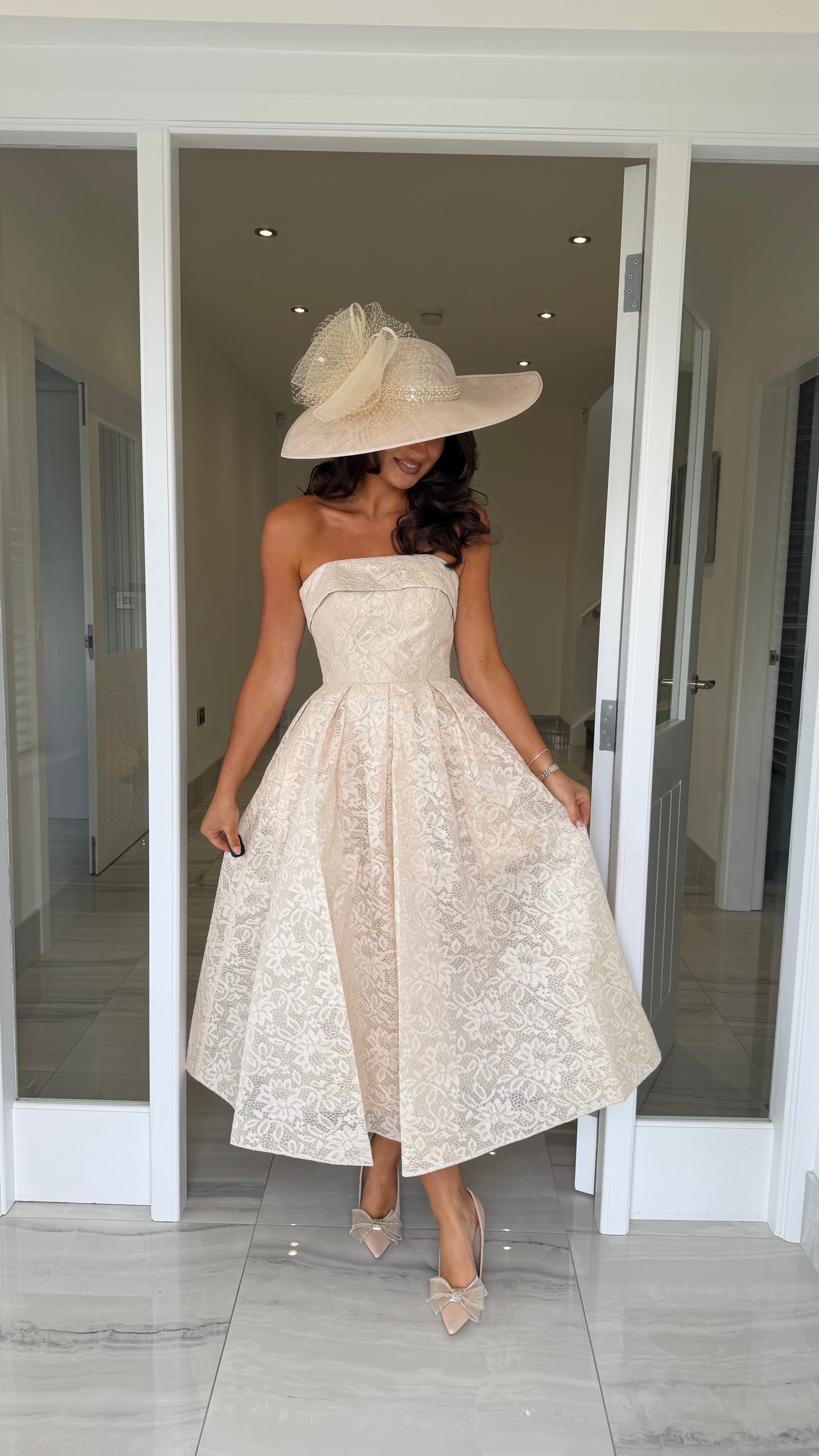 Champagne Strapless Lace Detail Skater Dress – Kirsty's Kloset