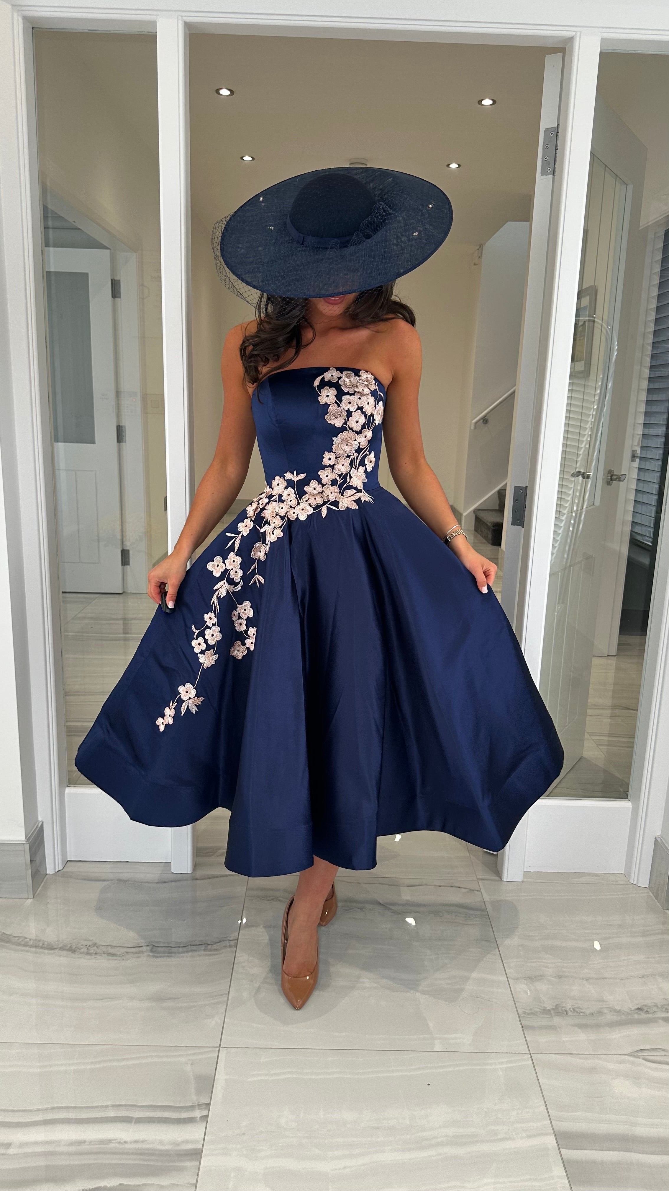 Premium Navy Floral Strapless Skater Dress – Kirsty's Kloset